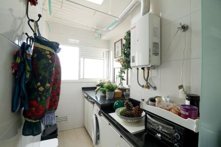 Apartamento à venda com 92m², 2 quartos e 2 vagasCozinha e Área de Serviço