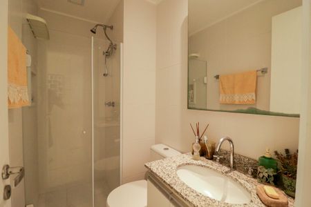 Apartamento à venda com 92m², 2 quartos e 2 vagasBanheiro Social