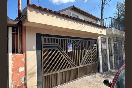 Casa para alugar com 250m², 3 quartos e 2 vagasFachada 