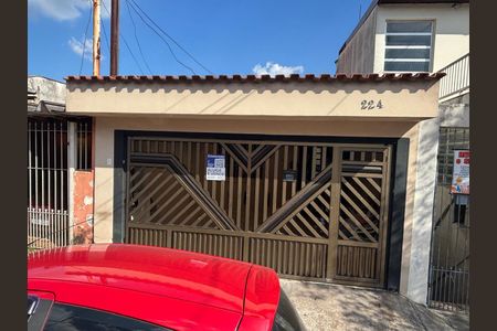 Casa para alugar com 250m², 3 quartos e 2 vagasFachada 