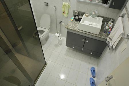 Casa para alugar com 250m², 3 quartos e 2 vagasBanheiro 