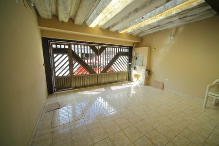 Casa para alugar com 250m², 3 quartos e 2 vagasGaragem