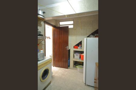 Casa para alugar com 250m², 3 quartos e 2 vagasQuarto de serviço/depósito 