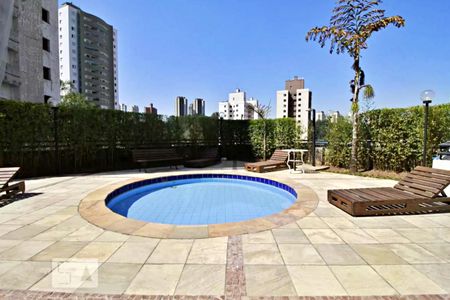 Apartamento para alugar com 46m², 2 quartos e 1 vagaÁrea comum - Piscina