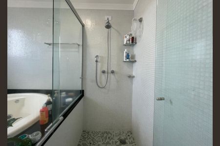 Apartamento à venda com 250m², 4 quartos e 4 vagasBanheiro suíte