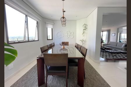 Apartamento à venda com 250m², 4 quartos e 4 vagasSala de Jantar