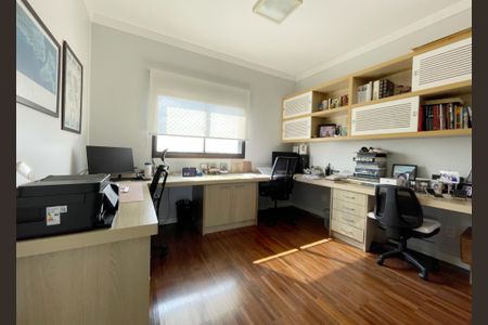 Apartamento à venda com 250m², 4 quartos e 4 vagasQuarto 