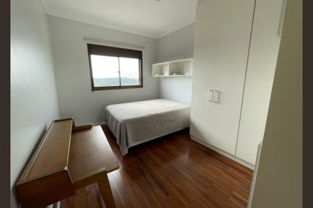 Apartamento à venda com 250m², 4 quartos e 4 vagasSuíte 3