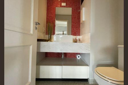 Apartamento à venda com 250m², 4 quartos e 4 vagasBanheiro social