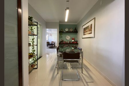 Apartamento à venda com 250m², 4 quartos e 4 vagasCopa