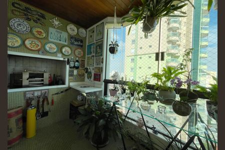 Apartamento à venda com 250m², 4 quartos e 4 vagasVaranda 