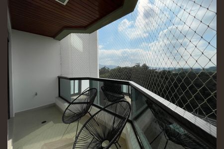 Apartamento à venda com 250m², 4 quartos e 4 vagasVaranda da Suíte 