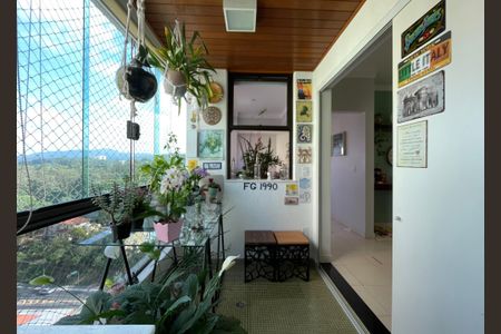 Apartamento à venda com 250m², 4 quartos e 4 vagasVaranda 