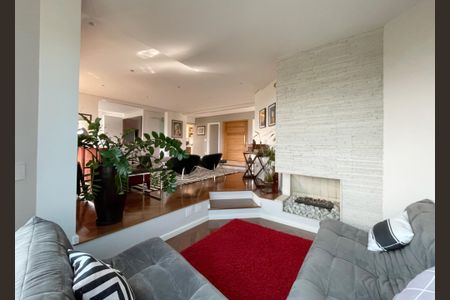 Apartamento à venda com 250m², 4 quartos e 4 vagasSala 2