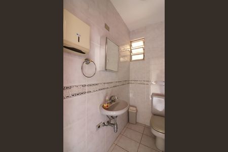 Casa para alugar com 131m², 3 quartos e 6 vagasBanheiro