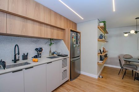 Apartamento à venda com 100m², 3 quartos e 1 vaga Apartamento à venda com 100m², 3 quartos e 1 vagaCozinha e Área de Serviço