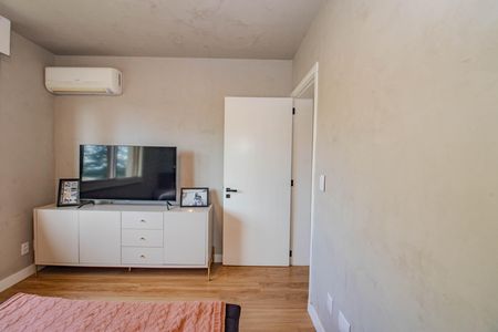 Apartamento à venda com 100m², 3 quartos e 1 vaga Apartamento à venda com 100m², 3 quartos e 1 vagaSuíte