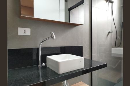 Banheiro de kitnet/studio para alugar com 1 quarto, 35m² em Tatuapé, São Paulo