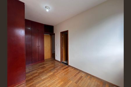 Apartamento à venda com 136m², 3 quartos e 2 vagasQuarto Suíte
