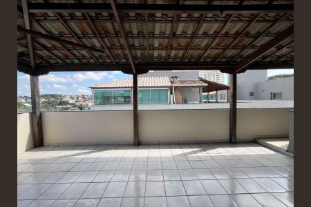 Apartamento à venda com 136m², 3 quartos e 2 vagasCobertura
