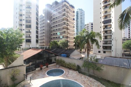 Vista de apartamento para alugar com 2 quartos, 156m² em Indianópolis, São Paulo