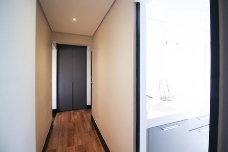Apartamento para alugar com 156m², 2 quartos e 3 vagasCorredor