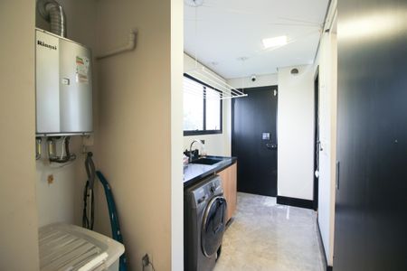 Apartamento para alugar com 156m², 2 quartos e 3 vagasÁrea de Serviço