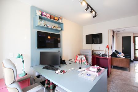 Apartamento para alugar com 156m², 2 quartos e 3 vagasSala - Escritório 