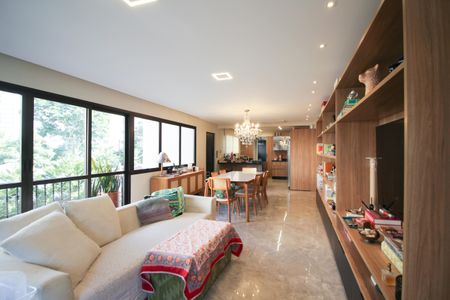 Apartamento para alugar com 156m², 2 quartos e 3 vagasSala