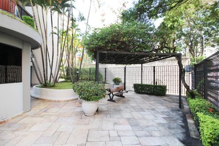 Apartamento para alugar com 156m², 2 quartos e 3 vagasÁrea comum