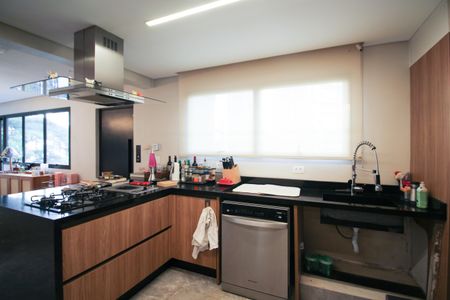 Apartamento para alugar com 156m², 2 quartos e 3 vagasCozinha