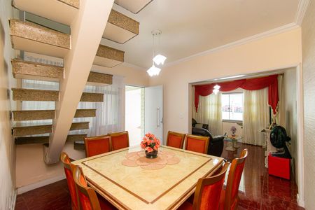 Sala de casa à venda com 4 quartos, 340m² em Jardim Nice, São Paulo