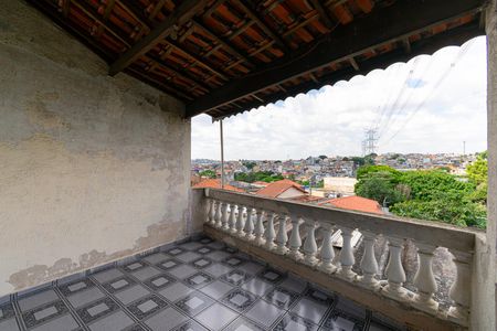 Casa à venda com 340m², 4 quartos e 6 vagasQuarto 1 - Varanda