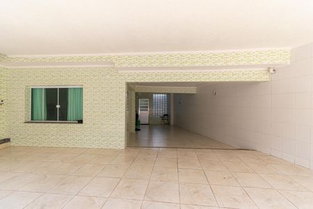 Casa à venda com 340m², 4 quartos e 6 vagasGaragem
