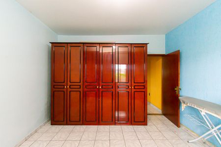 Casa à venda com 340m², 4 quartos e 6 vagasQuarto 1