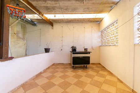 Casa à venda com 340m², 4 quartos e 6 vagasQuintal