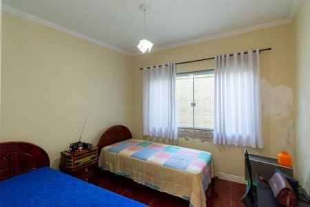 Casa à venda com 340m², 4 quartos e 6 vagasQuarto 2