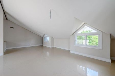 Casa à venda com 294m², 3 quartos e 3 vagasCasa 10