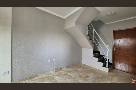 Sala  de apartamento para alugar com 2 quartos, 92m² em Vila Clarice, Santo André