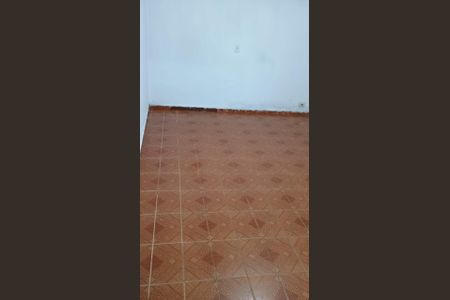 Sala / Quarto de casa para alugar com 1 quarto, 35m² em Centro, Cotia