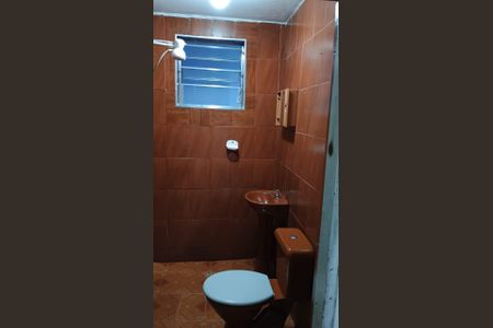 Banheiro 1 de casa para alugar com 1 quarto, 35m² em Centro, Cotia