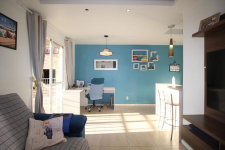 Sala de apartamento à venda com 2 quartos, 70m² em Humaitá, Porto Alegre