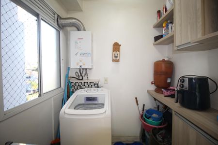 Apartamento à venda com 70m², 2 quartos e 1 vagaÁrea de Serviço