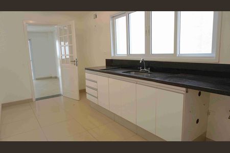 Cozinha de casa à venda com 4 quartos, 340m² em Alphaville, Santana de Parnaíba