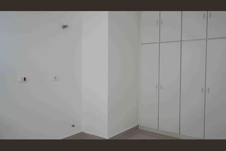 Casa para alugar com 340m², 4 quartos e 2 vagas Casa para alugar com 340m², 4 quartos e 2 vagasÁrea de Serviço