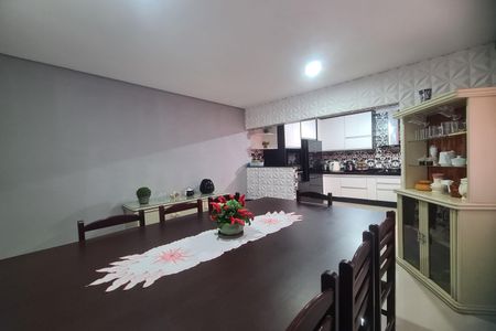 Casa à venda com 125m², 2 quartos e 1 vaga