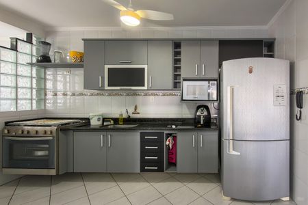 Apartamento para alugar com 86m², 2 quartos e 1 vagaCozinha 