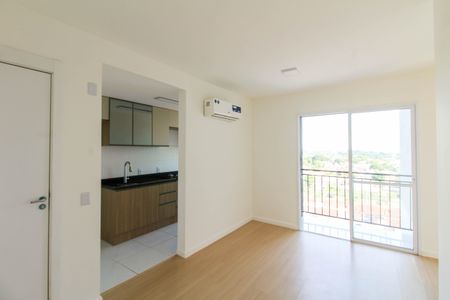 Sala de apartamento à venda com 3 quartos, 71m² em Igara, Canoas