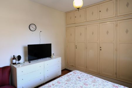 Casa para alugar com 206m², 4 quartos e 3 vagasQuarto