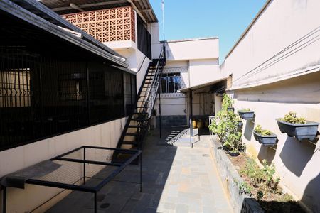 Casa para alugar com 206m², 4 quartos e 3 vagasÁrea externa